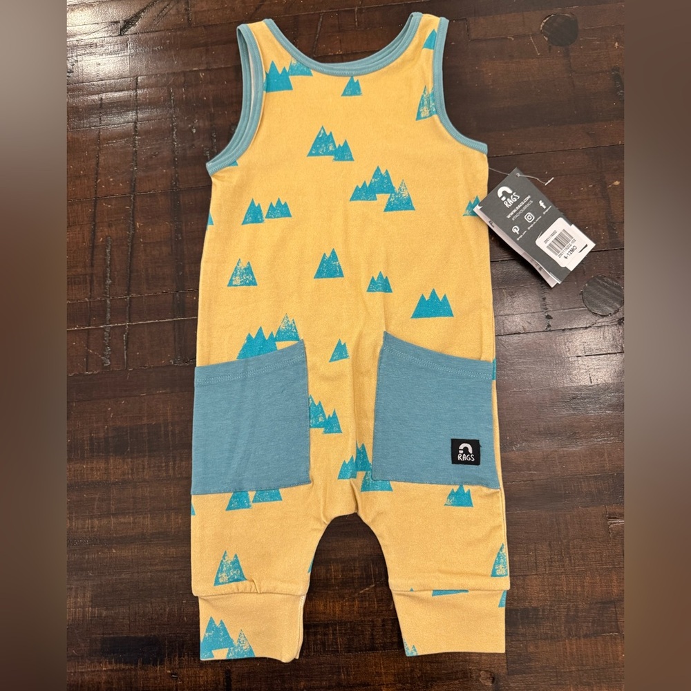 NWT Size 6-12 Months RAGS to Raches Mountain Print Baby Romper